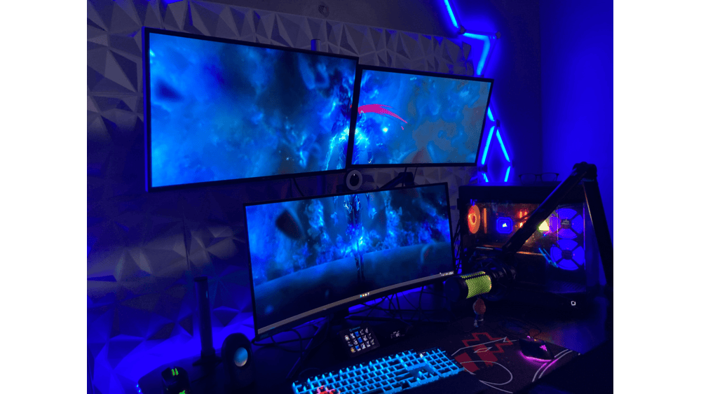 iBUYPOWER Weekly